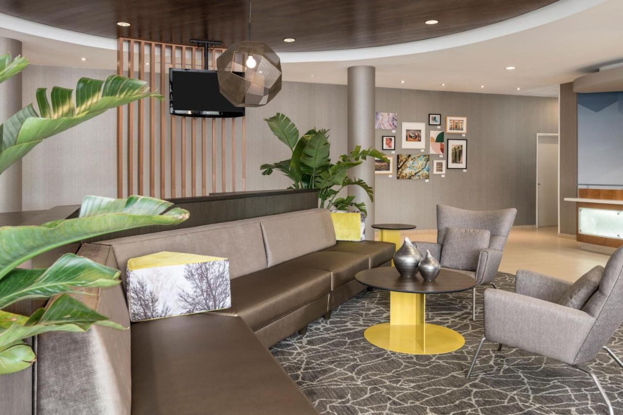 Springhill Suites By Marriott Lafayette South At River Ranch Exterior photo